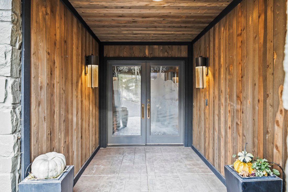 Timeless Mountain Home In Coveted Solamere, In Park City, Utah, United