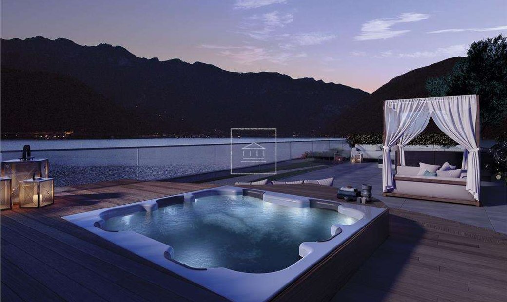 Attico Di Lusso Con Giardino Pensile E Vista Lago In Melide