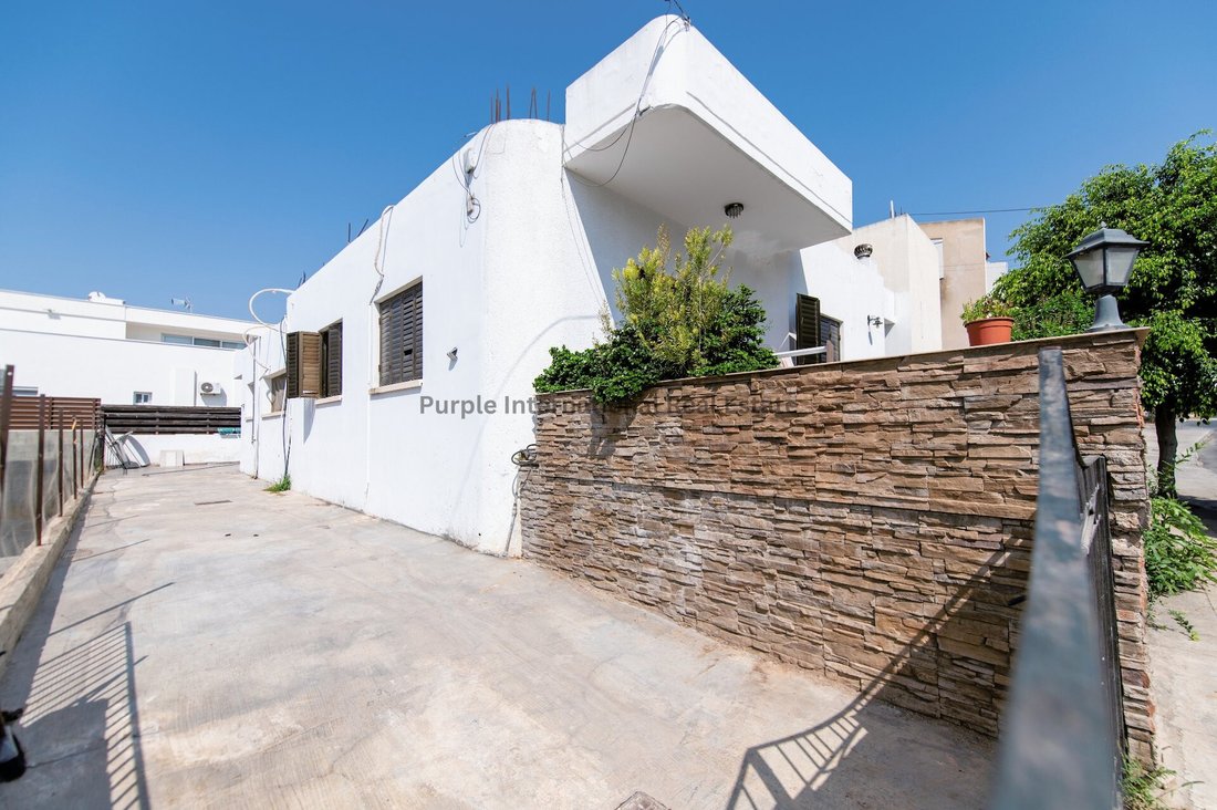 Villa in Limassol, Limassol, Cyprus 1 - 14842874