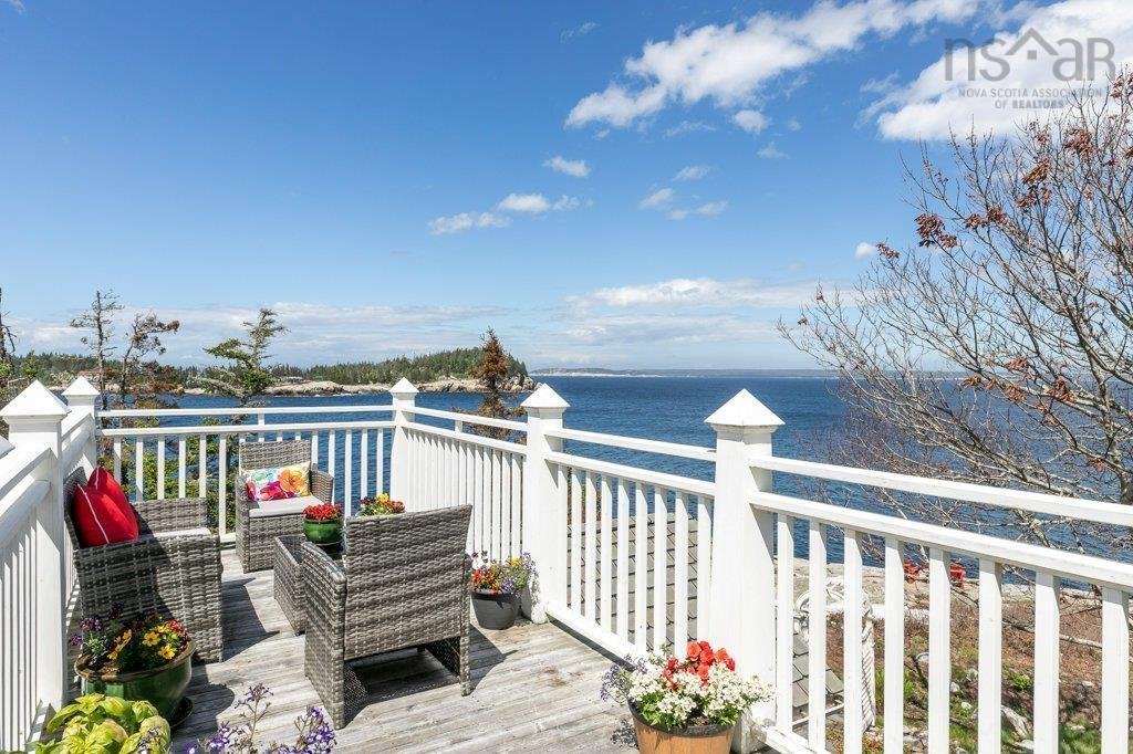 Spectacular Oceanfront In Chester, Nova Scotia, Canada For Sale (14834027)