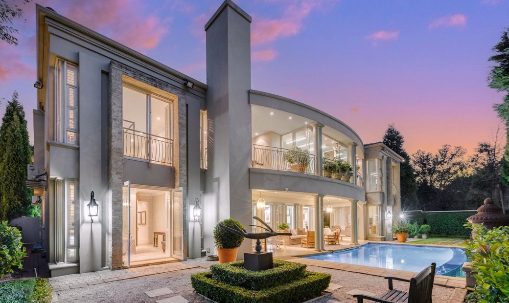 Spectacular Cluster Living One Of In Johannesburg, Gauteng, South