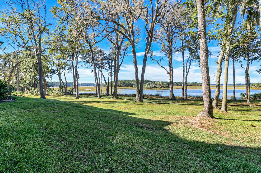 82 Plantation House Drive In Bluffton, Sc, United States For Sale