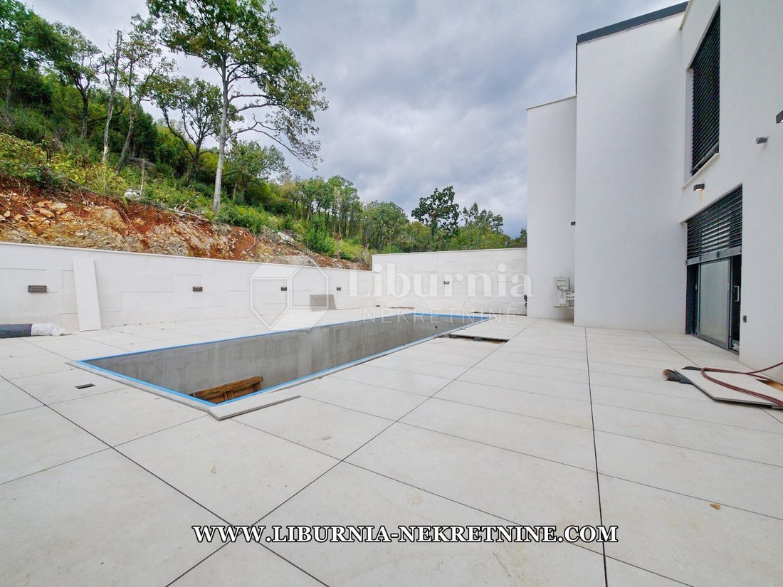 Apartment in Grad Opatija, Primorje-Gorski Kotar County, Croatia 2 - 14833491