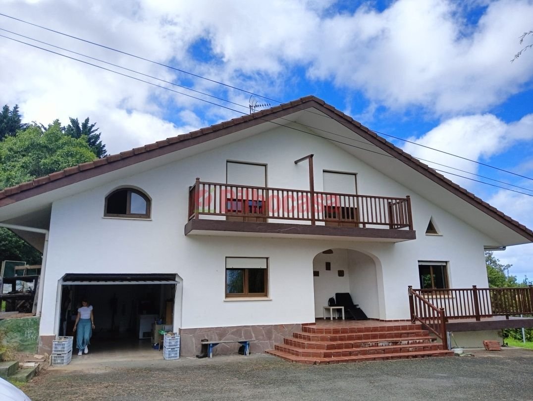 Chalet in Bermeo, Basque Country, Spain 2 - 14840286