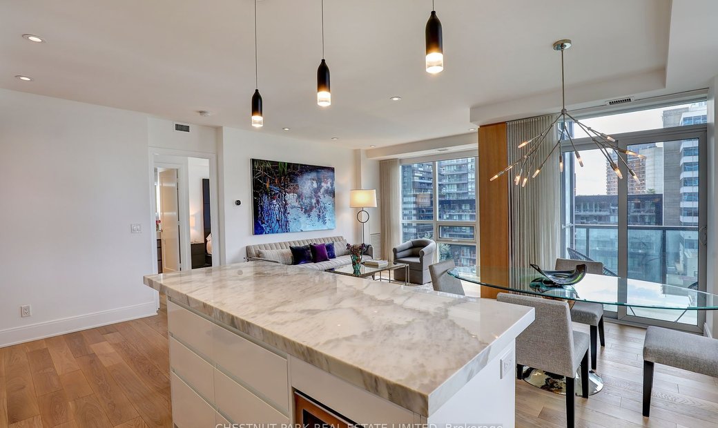 620 70 Roehampton Ave In Toronto, Ontario, Canada For Sale (14843389)