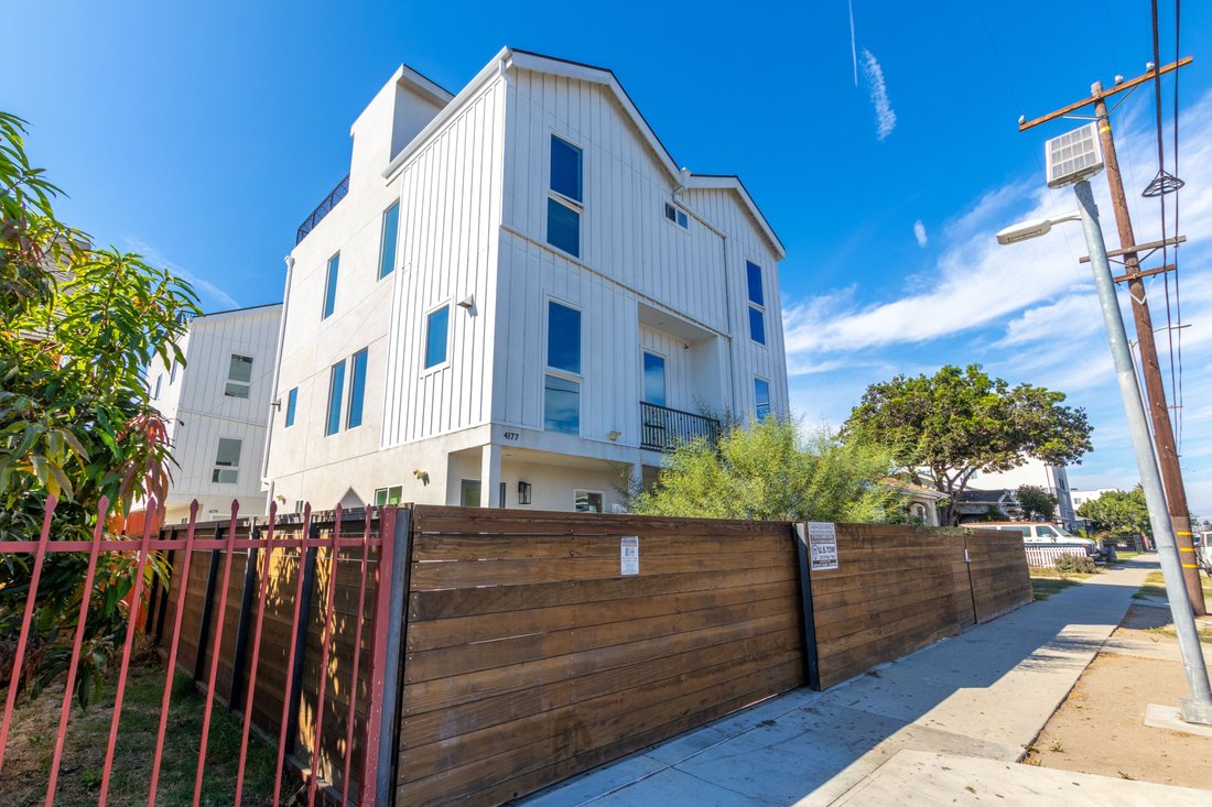 4177 South Normandie Avenue In Los Angeles, California, United States