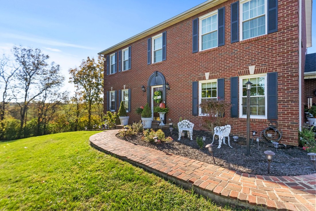 1775 Irvine Road In Winchester, Kentucky, United States For Sale (14832599)