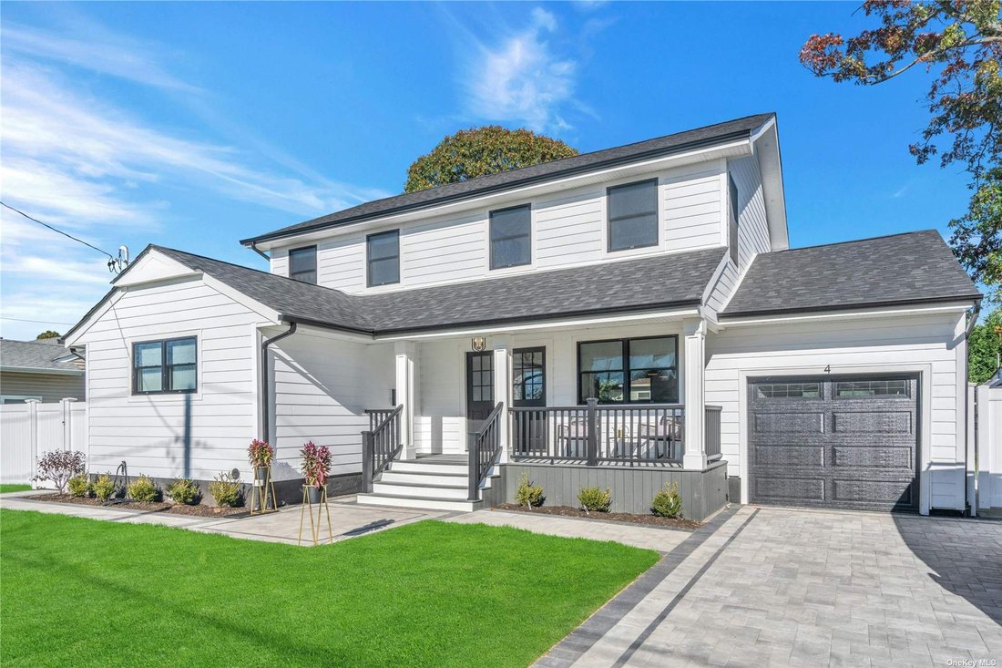 House Plainview In Plainview, Ny, United States For Sale (14833023)