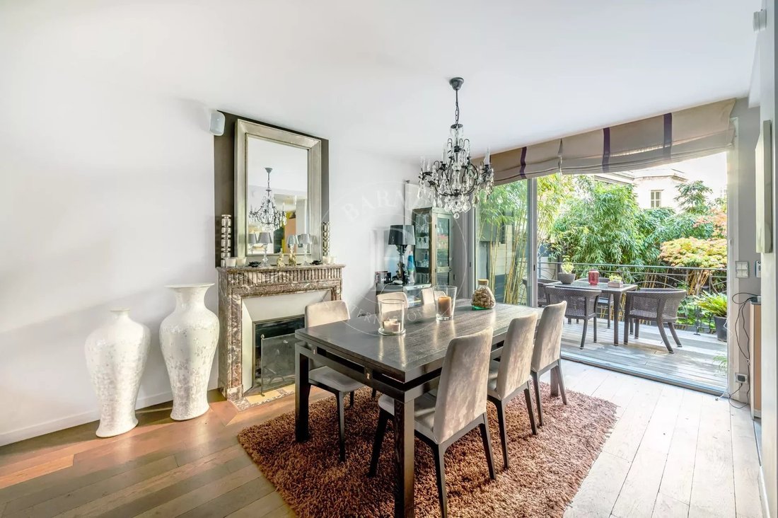 Paris 16 Muette Private Mansion 5/6 Rooms In Paris 16th, France For