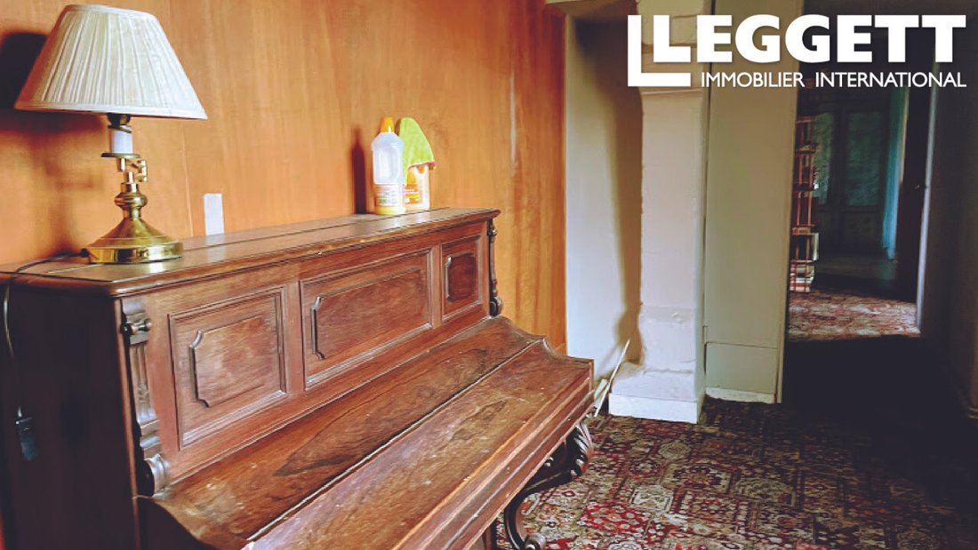 Whispers of the Renaissance: A 15th-Century Manor Awaits in Normandy’s Golden Heart - 5