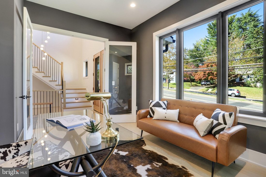 Residential Arlington In Arlington, Virginia, United States For Sale