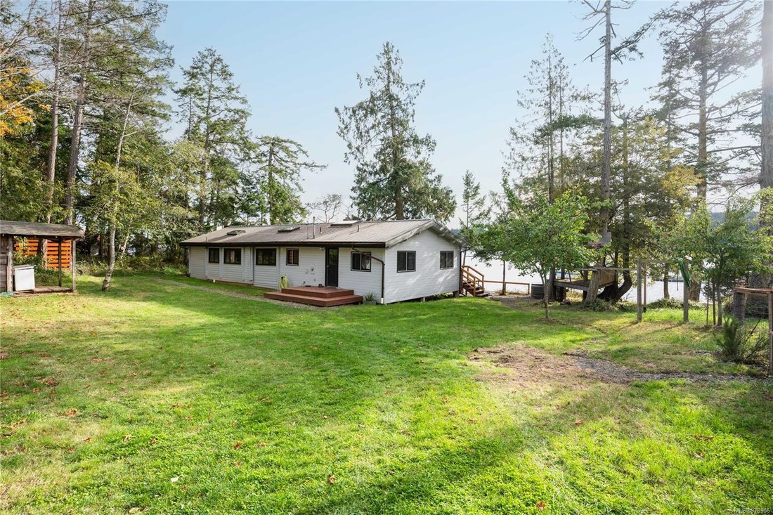 Piers Island Residential In North Saanich, British Columbia, Canada For