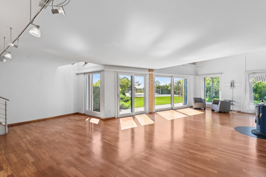 Idyllic Property In A Sought After Location In Küsnacht, Zürich