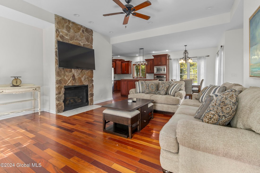 Residential Stillwater In Stillwater, New York, United States For Sale