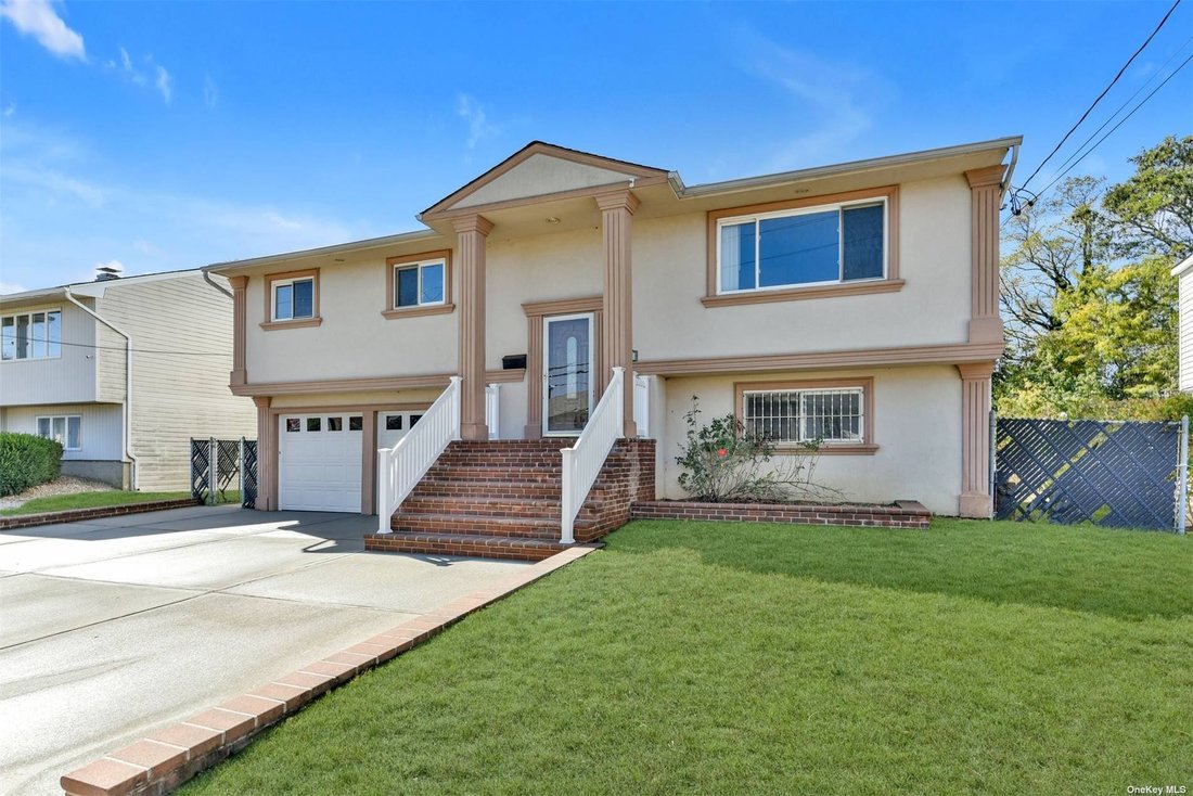 House Oceanside In Oceanside, New York, United States For Sale (14833055)