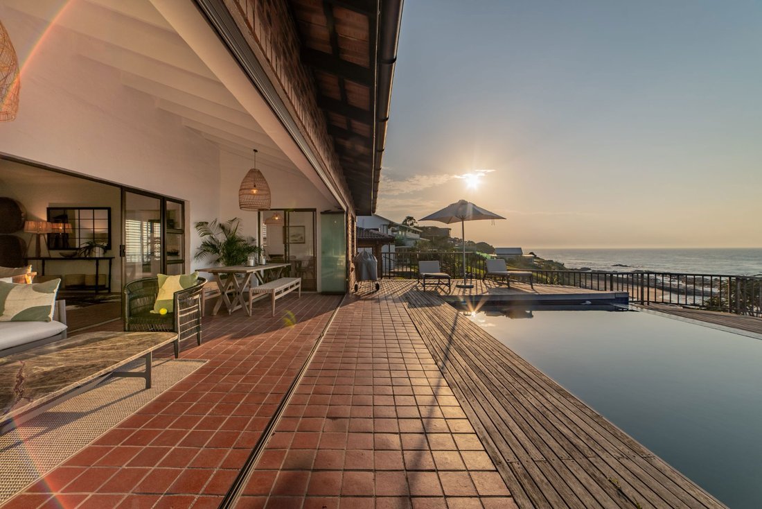 Exceptional Beachfront Location In Dolphin Coast, Kwa Zulu Natal, South Africa For Sale (14839346)