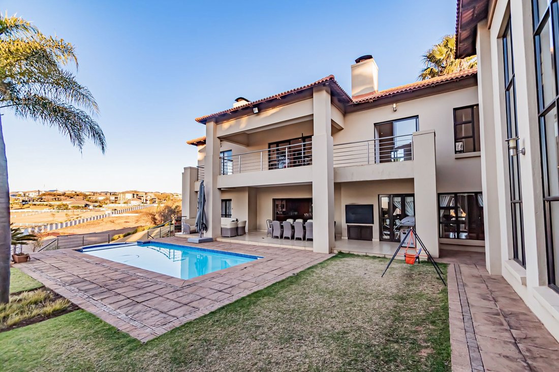 House in Mooikloof Glen, Gauteng, South Africa 5 - 14839225