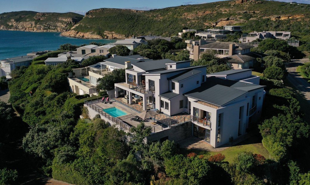 Whale Rock Beach Exclusivity In Plettenberg Bay, Western Cape, South