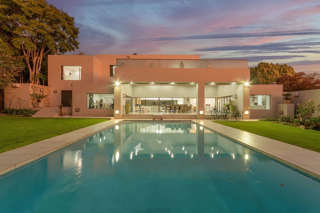 Engaging An Open, Yet Defined Flow, In Sandton, Gauteng, South Africa