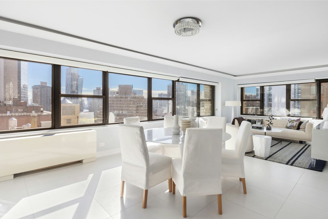 Gut Renovated Co Op In The Heart Of Murray In New York, New York