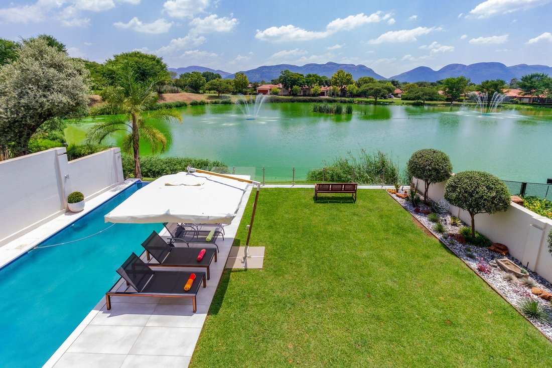 Estate in Pecanwood Estate, North West, South Africa 5 - 14839388