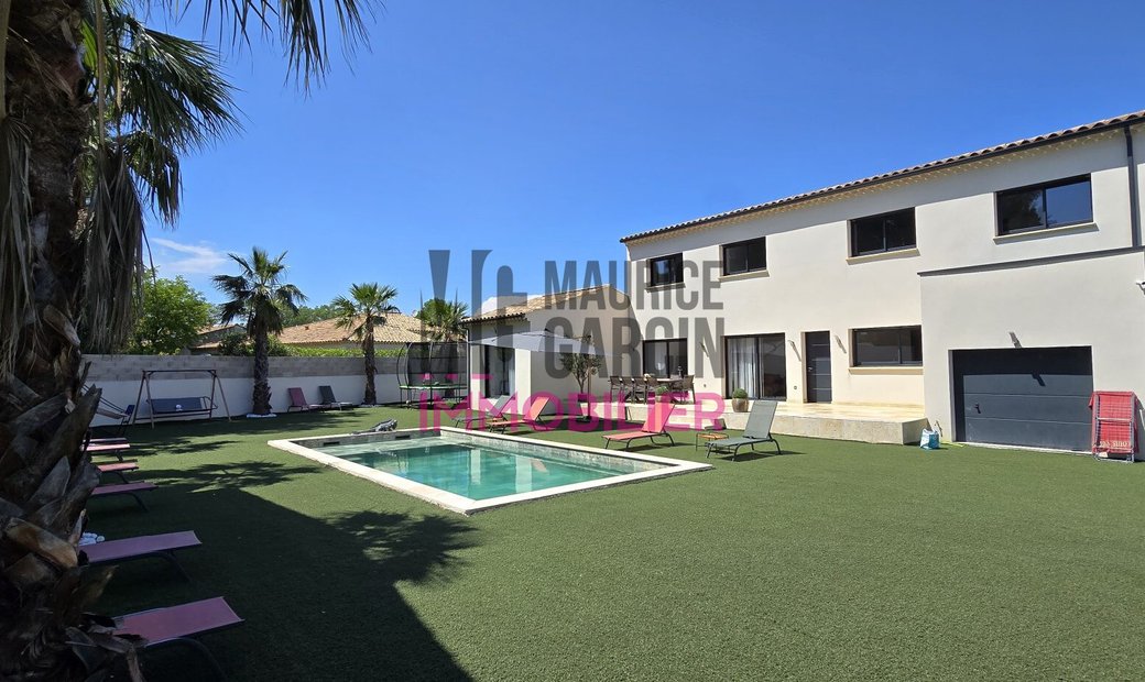 Avignon Contemporaine In Avignon, Provence Alpes Côte D'azur, France