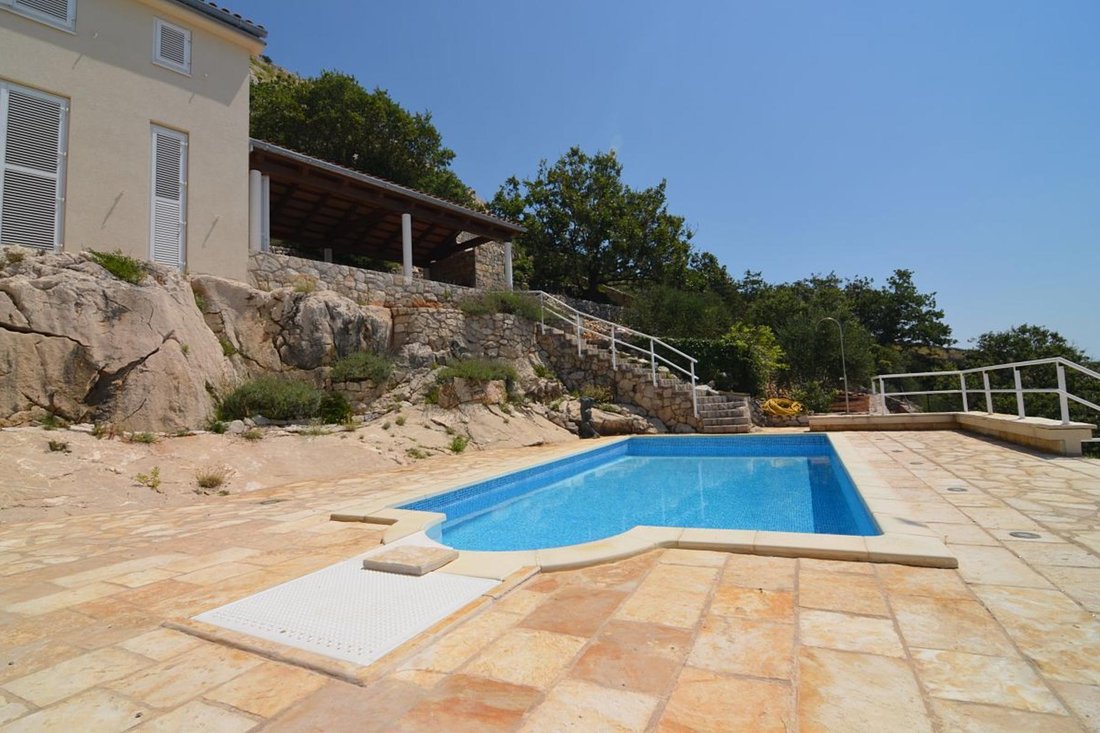 Villa in Baska, Primorje-Gorski Kotar County, Croatia 2 - 14835180