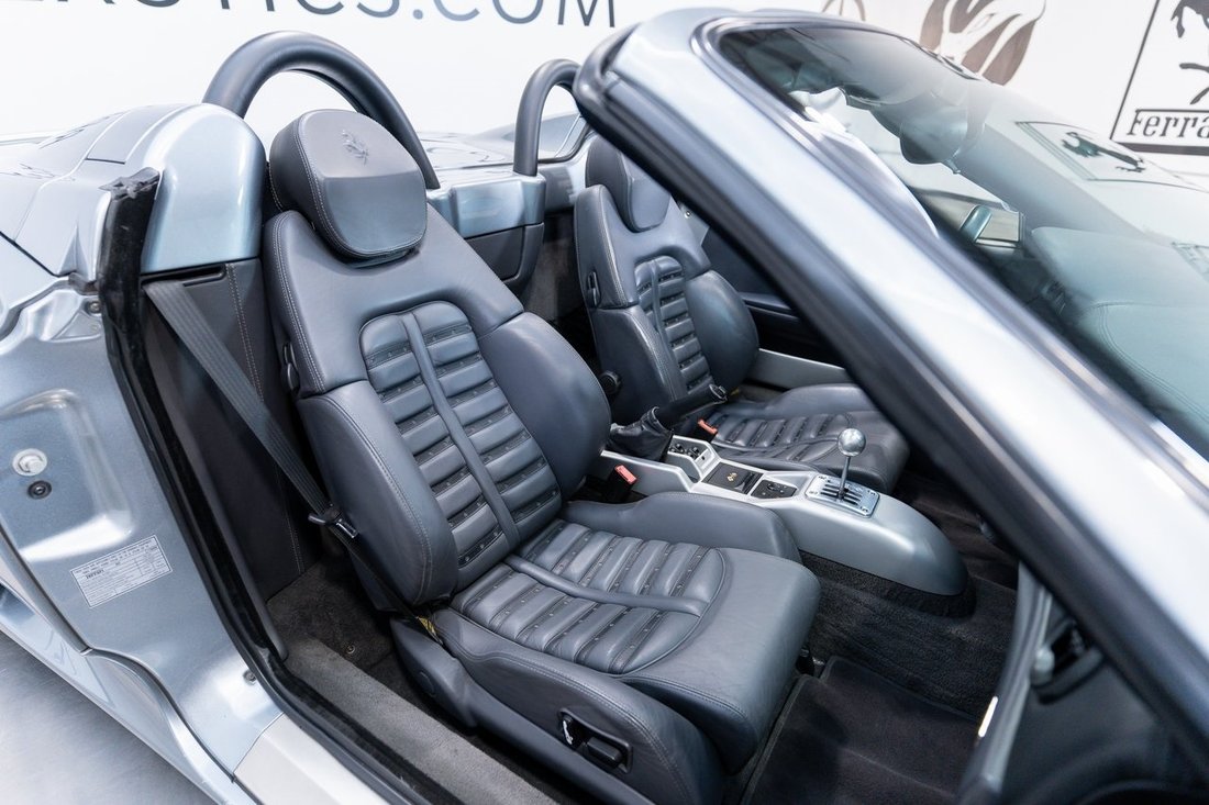 Cabriolet in Saint Louis, MO, United States 2 - 14827267