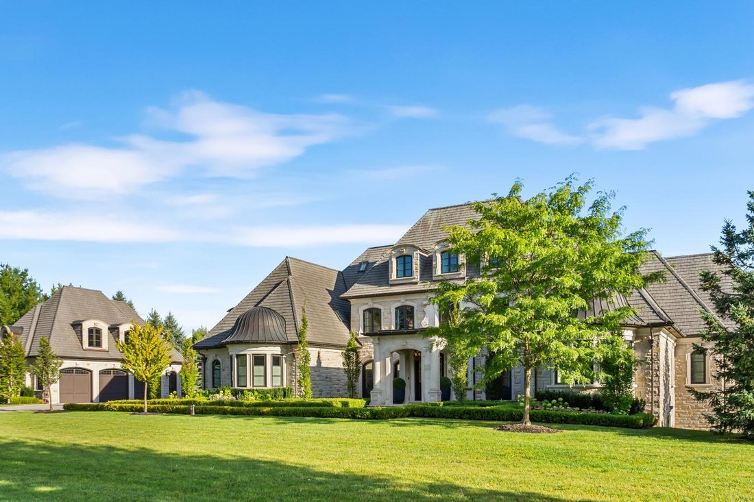 House in King City, Ontario, Canada 2 - 14841076