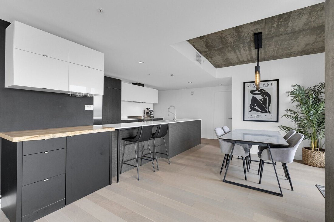 Le Sud Ouest, Montréal In Montréal, Quebec, Canada For Sale (14837895)