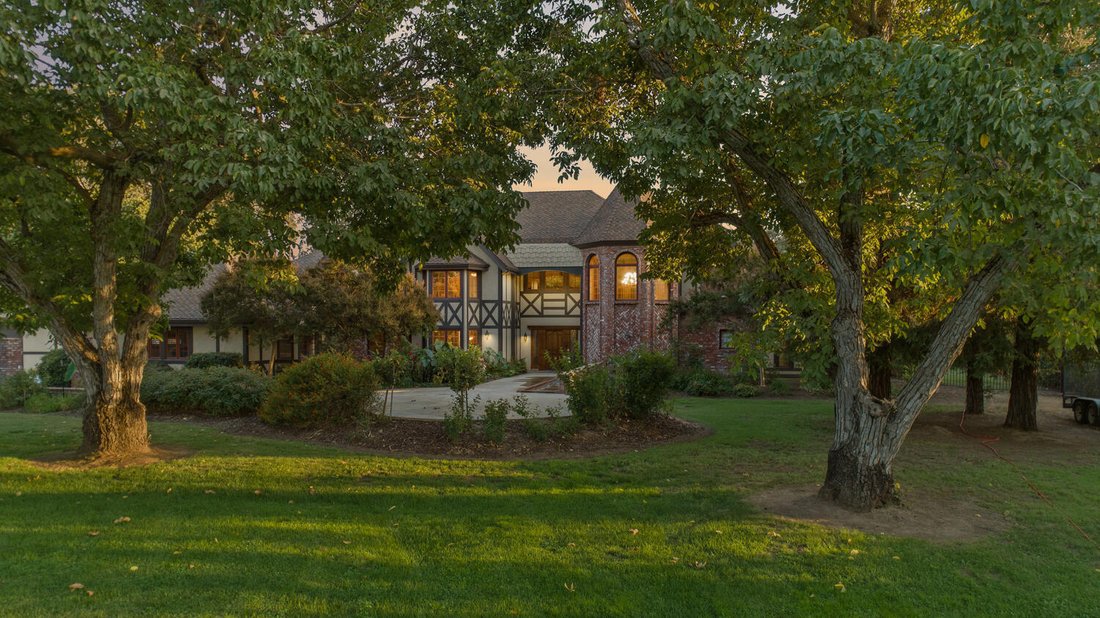 Residential Visalia In Visalia, California, United States For Sale