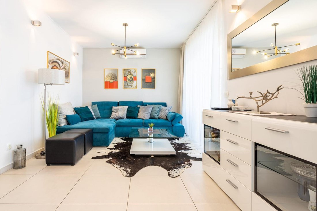Villa in Mimice, Split-Dalmatia County, Croatia 2 - 13811496
