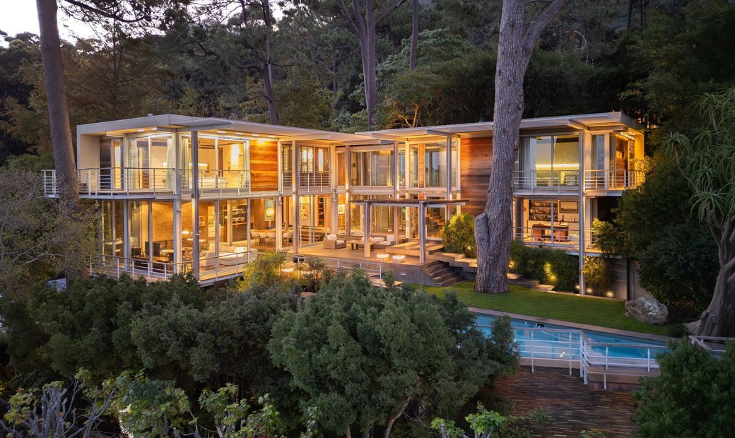 Mountain Side Retreat In Cape Town, Western Cape, South Africa For Sale