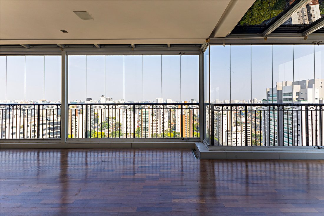 Apartment in São Paulo, State of São Paulo, Brazil 2 - 14838994