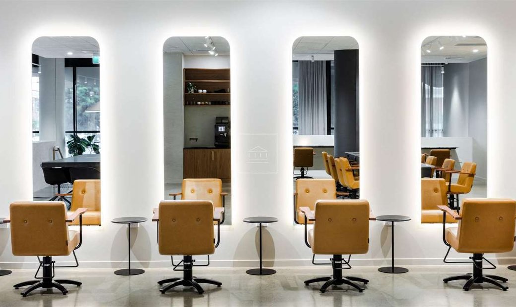 Cessione Attività Hair Salon In Lugano, Ticino, Switzerland For Sale