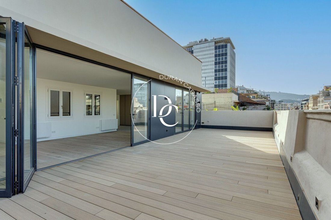 Penthouse in Eixample, Barcelona, Spain 2 - 14686113