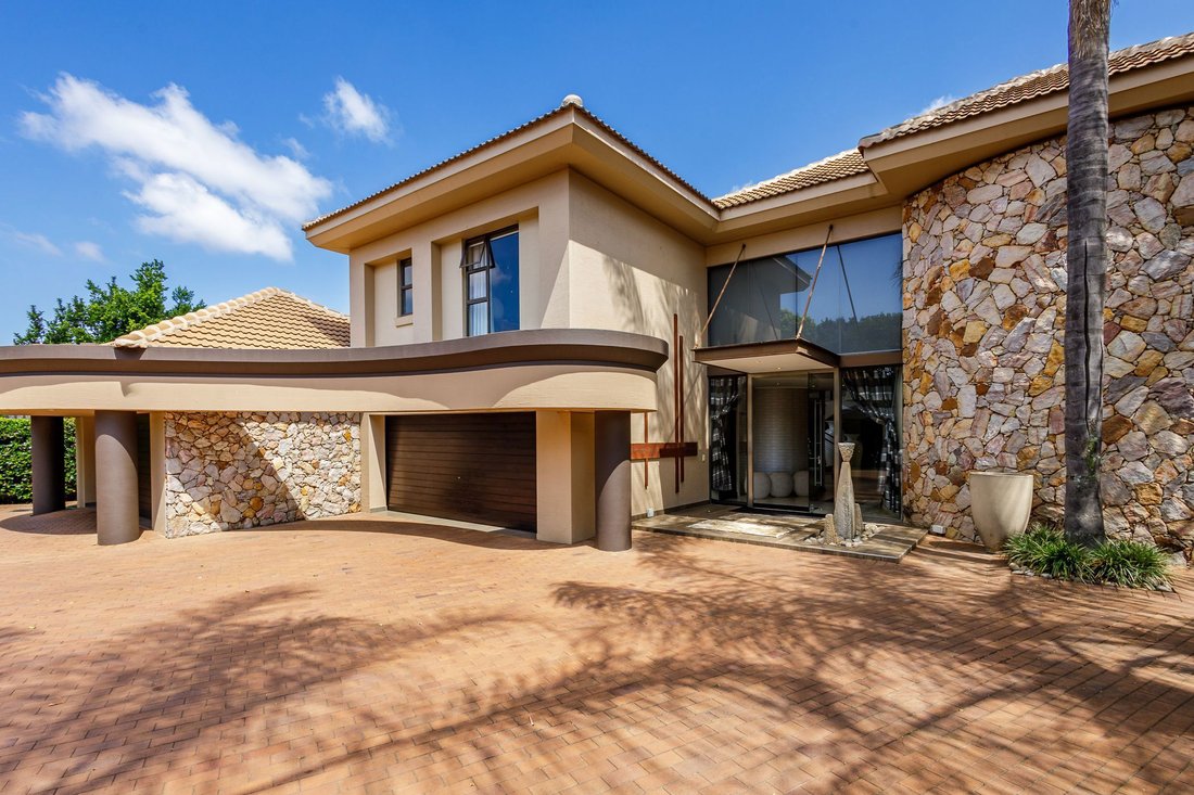 Country House in Bedfordview, Gauteng, South Africa 2 - 14839361