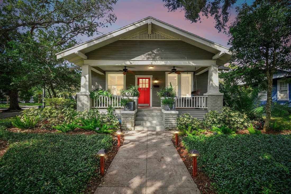 . In Tampa, Florida, United States For Sale (14832649)