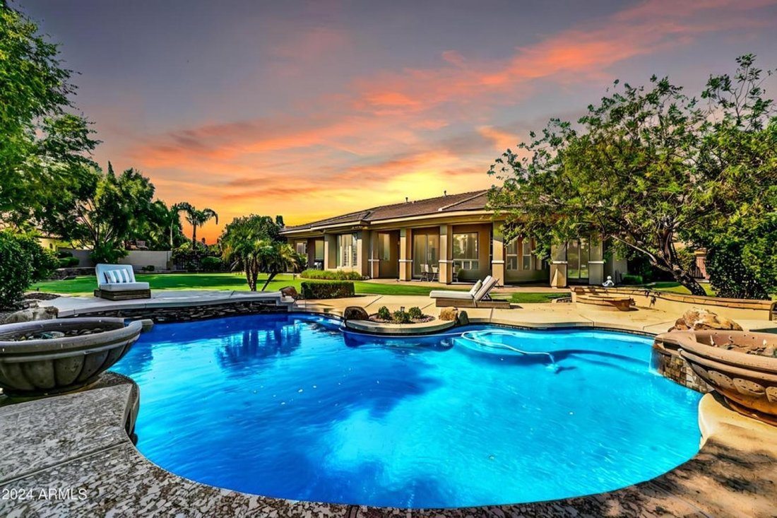 5362 S San Sebastian Place In Chandler, Arizona, United States For Sale