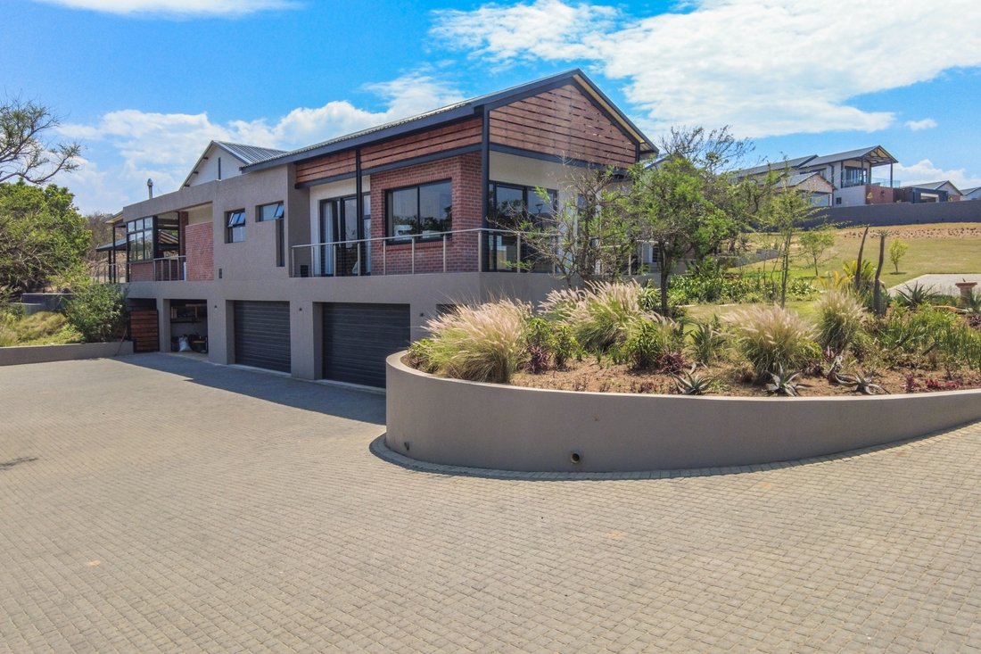 House in Sonheuwel, Mbombela, Mpumalanga 5 - 14841035