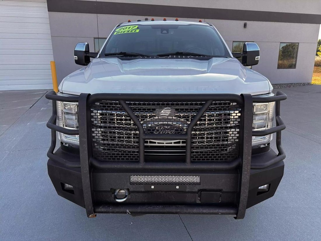 2017 Ford F250 Super Duty Crew Cab In Peculiar, Mo, United States For