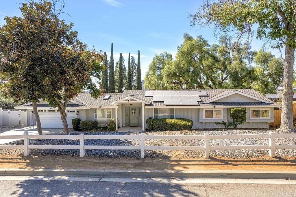 House in El Cajon, California, United States 4 - 14843662