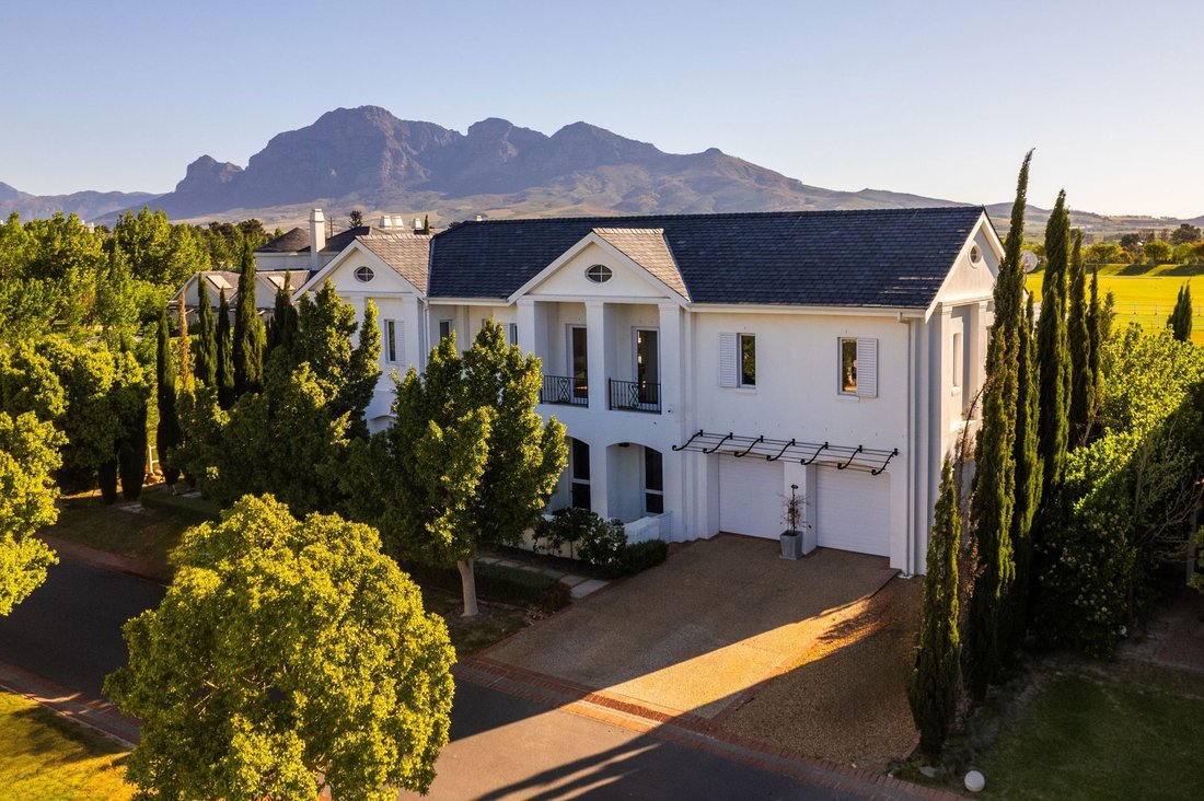 Stunning In Val De Vie Winelands Lifestyle Estate, Western Cape, South