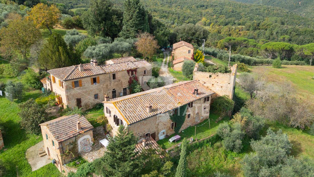 Estate in San Gimignano, Tuscany, Italy 3 - 14844932