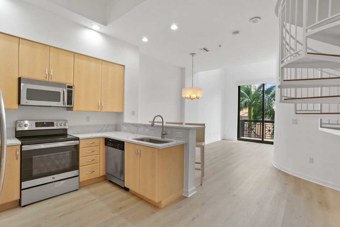 Co Op in West Palm Beach, Florida, United States 1 - 14846466