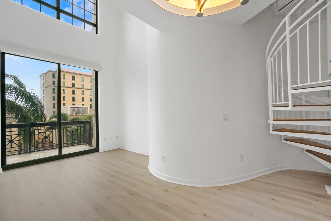 Co Op in West Palm Beach, Florida, United States 4 - 14846466