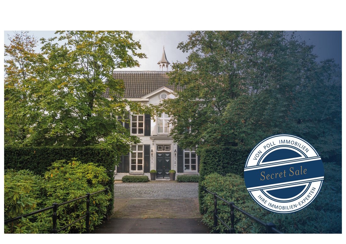 Charming Villa In Exclusive Location In Hamburg, Germany For Sale