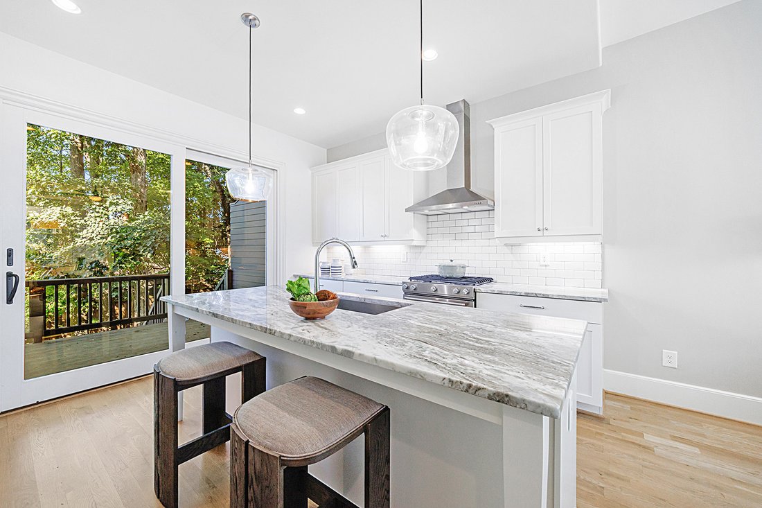 Stunning European Inspired Townhome In The In Atlanta, United