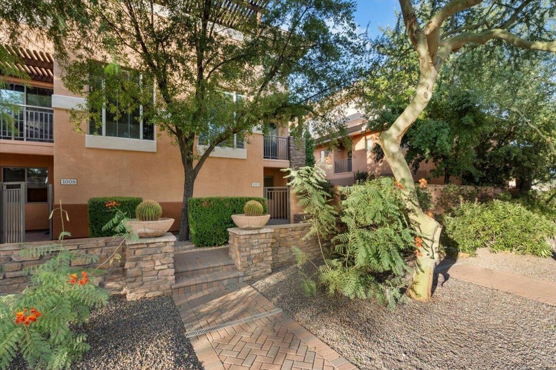 Sandalo Townhomes Condominium In Scottsdale, Arizona, United States For