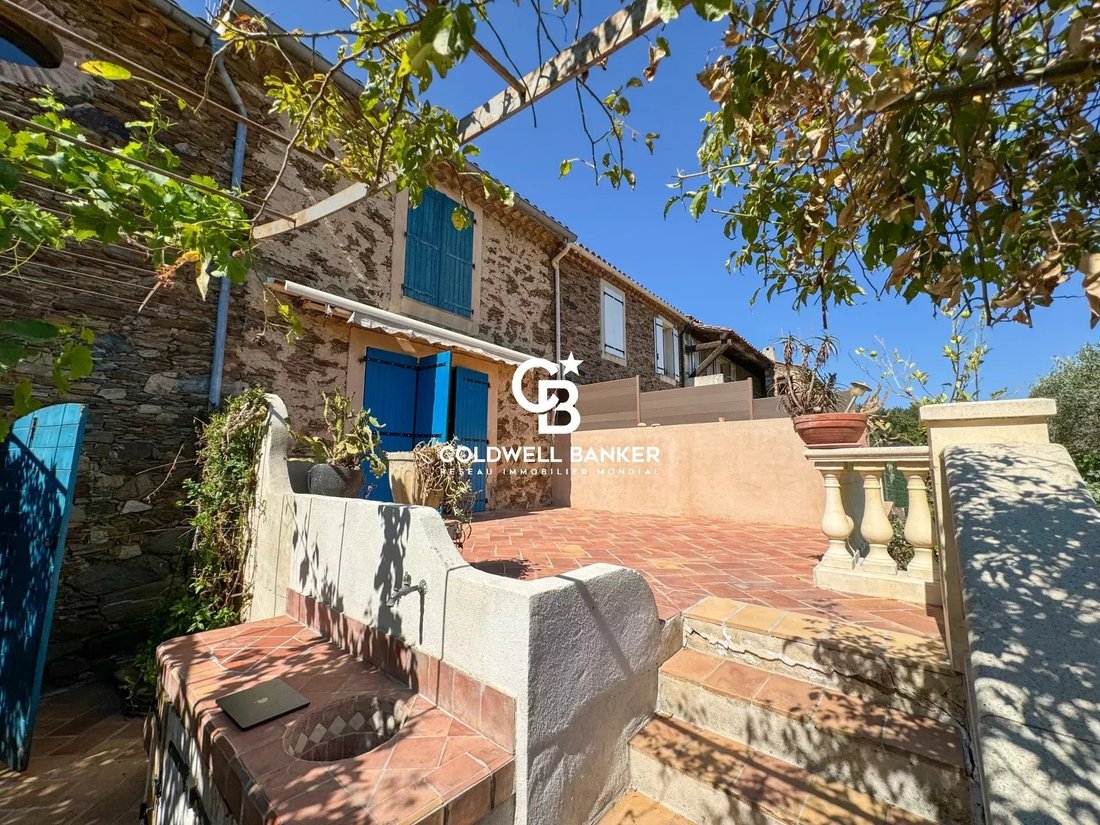 Stone House In The Heart Of A In Grimaud, Provence Alpes Côte D'azur